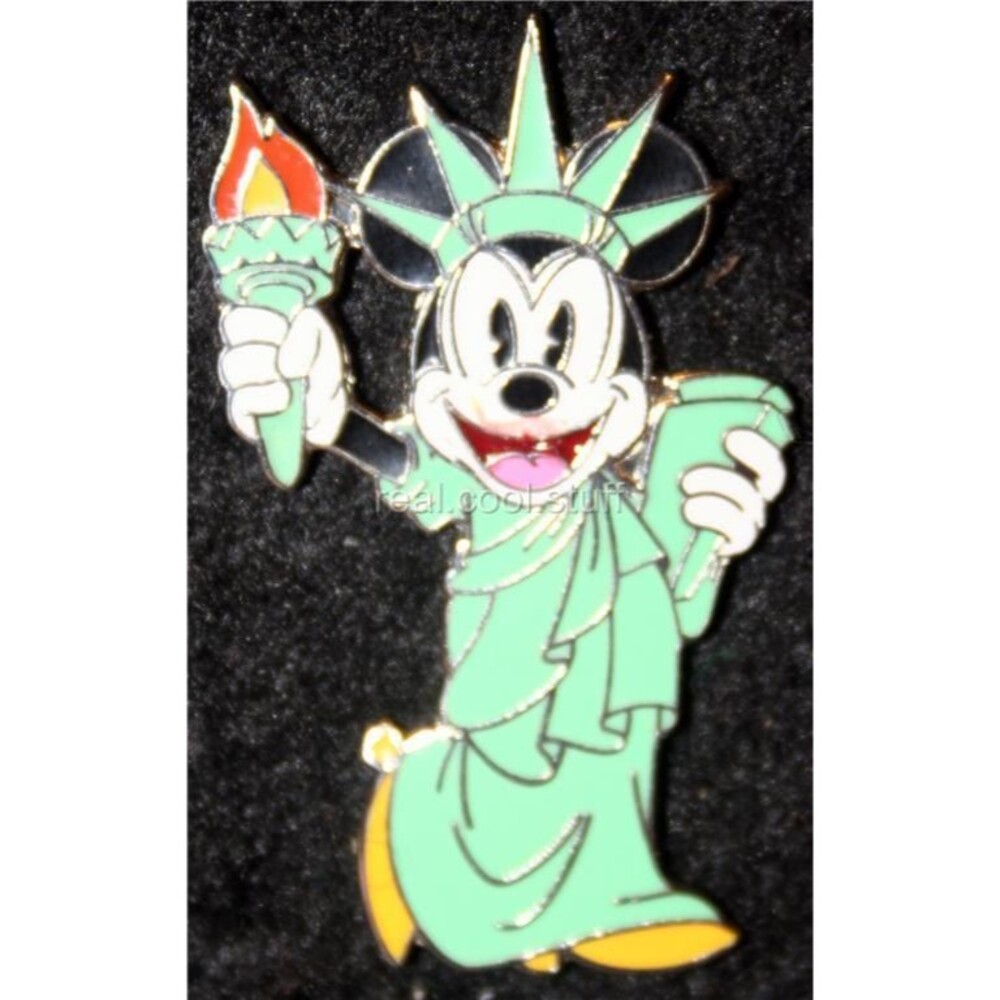 NYC World of Disney - Minnie Mouse Liberty
